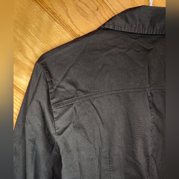 New York and Company black collared quarter length sleeve button down top medium - Picture 12 of 12